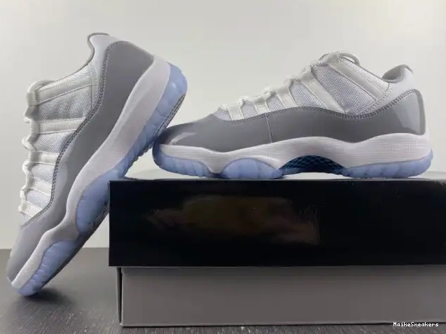 MaikeSneakers Jordan Grey Cement AV2187-140 Air Low 11 0618